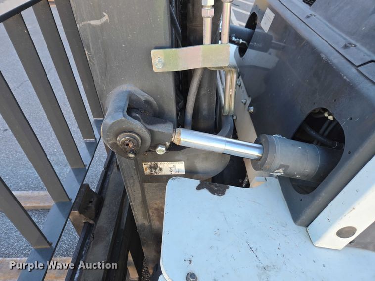 image for item DU2691 2016 UniCarriers PF80YLP forklift