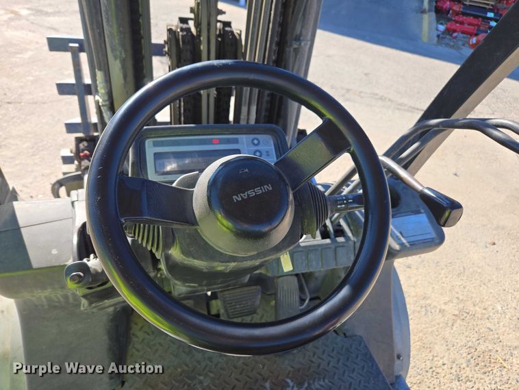 image for item DU2692 2013 Nissan PF60 forklift