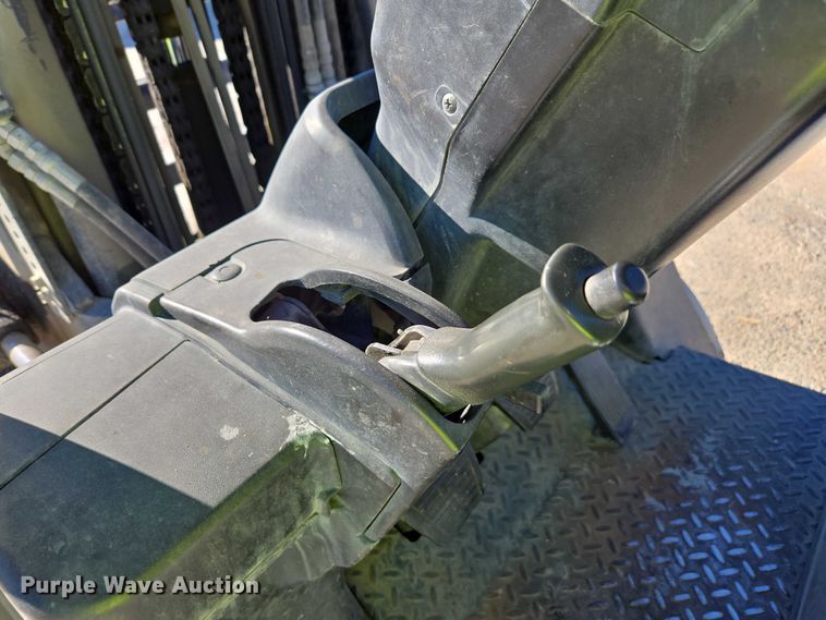 image for item DU2692 2013 Nissan PF60 forklift