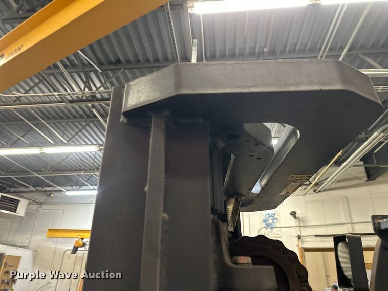 image for item DW4492 2015 Mitsubishi FG30N5 forklift