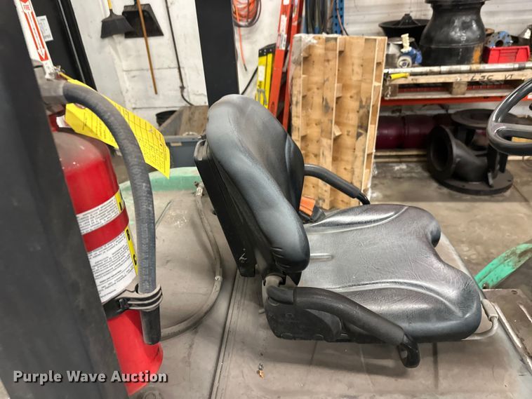 image for item DW4492 2015 Mitsubishi FG30N5 forklift