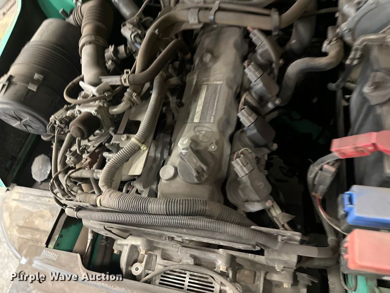 image for item DW4492 2015 Mitsubishi FG30N5 forklift