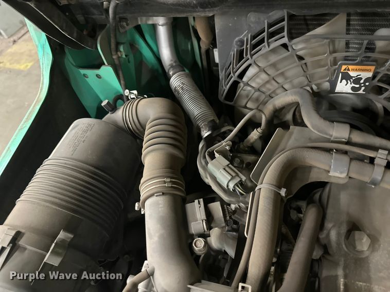 image for item DW4492 2015 Mitsubishi FG30N5 forklift