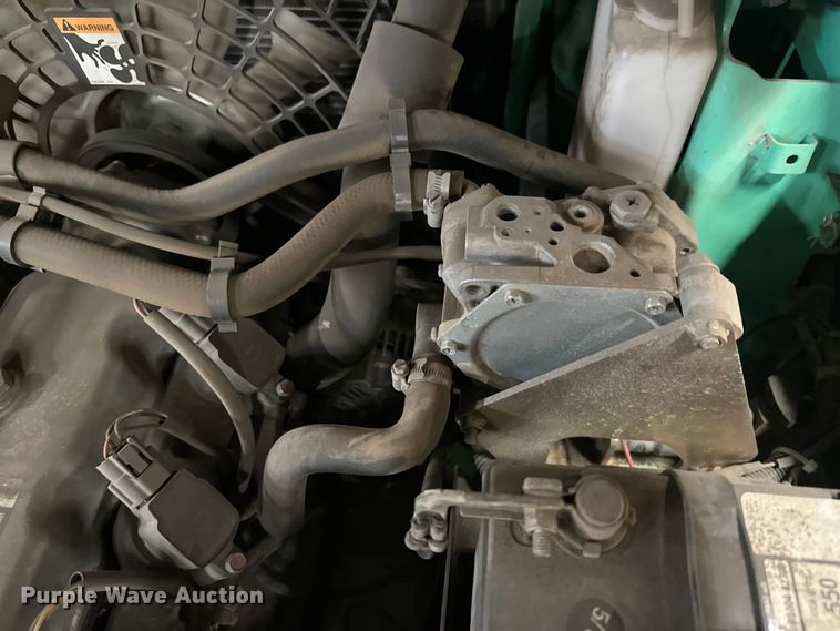 image for item DW4492 2015 Mitsubishi FG30N5 forklift