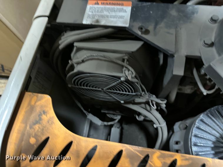 image for item DW4493 2016 Crown SP3520-30 order picker