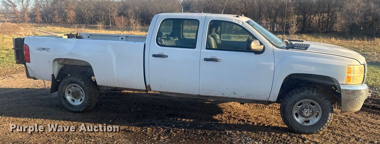 image for item DW6721 2007 Chevrolet Silverado 3500HD Crew Cab pickup truck