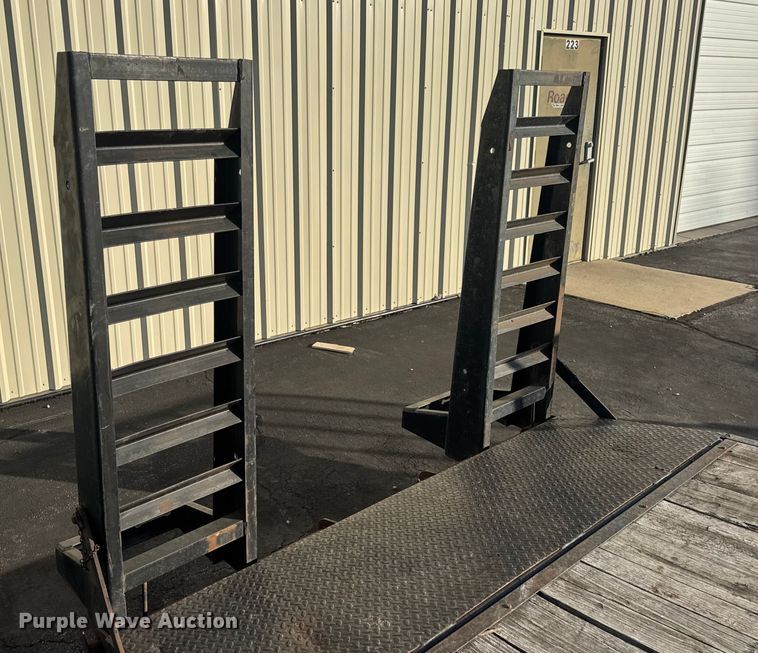 image for item DW6749 2017 Rice FMEH8220 equipment trailer