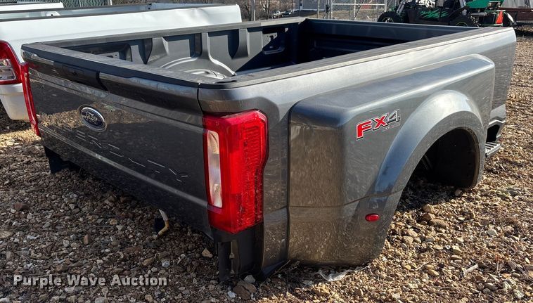 image for item DW7379 Ford pickup truck bed