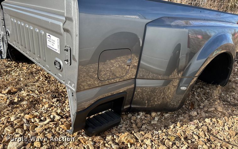 image for item DW7379 Ford pickup truck bed