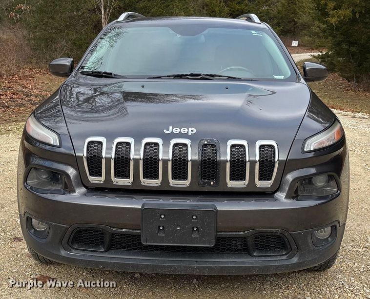 image for item DW7386 2016 Jeep Cherokee SUV