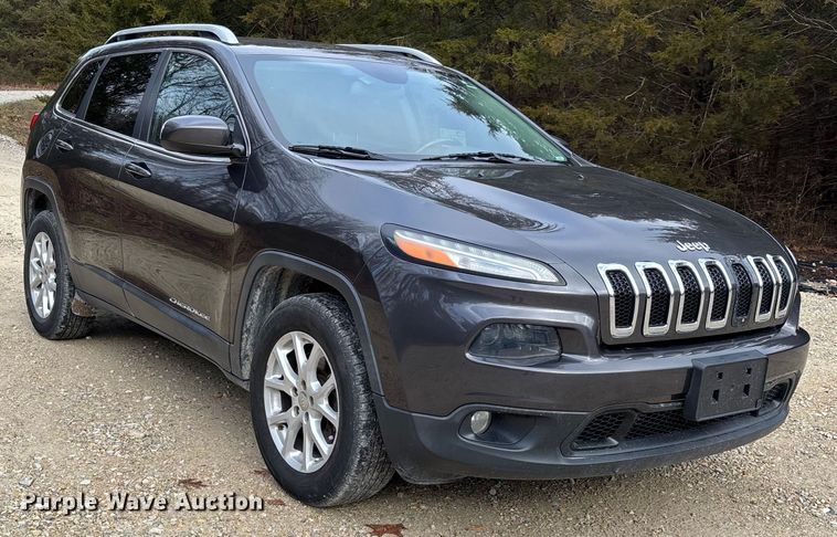 image for item DW7386 2016 Jeep Cherokee SUV