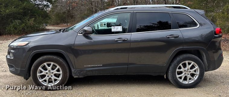 image for item DW7386 2016 Jeep Cherokee SUV