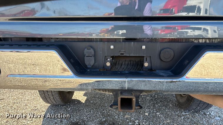 image for item DW7388 2020 Chevrolet Silverado 3500HD pickup truck