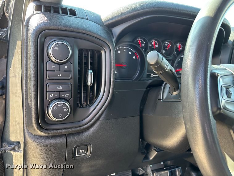 image for item DW7388 2020 Chevrolet Silverado 3500HD pickup truck