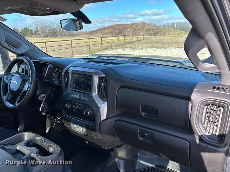 image for item DW7388 2020 Chevrolet Silverado 3500HD pickup truck