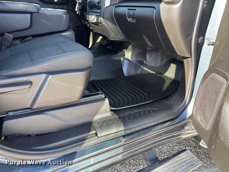 image for item DW7388 2020 Chevrolet Silverado 3500HD pickup truck