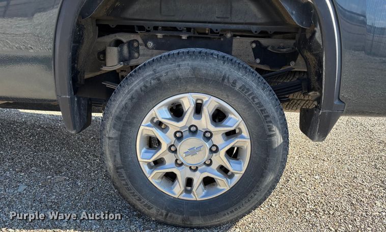 image for item DW7388 2020 Chevrolet Silverado 3500HD pickup truck