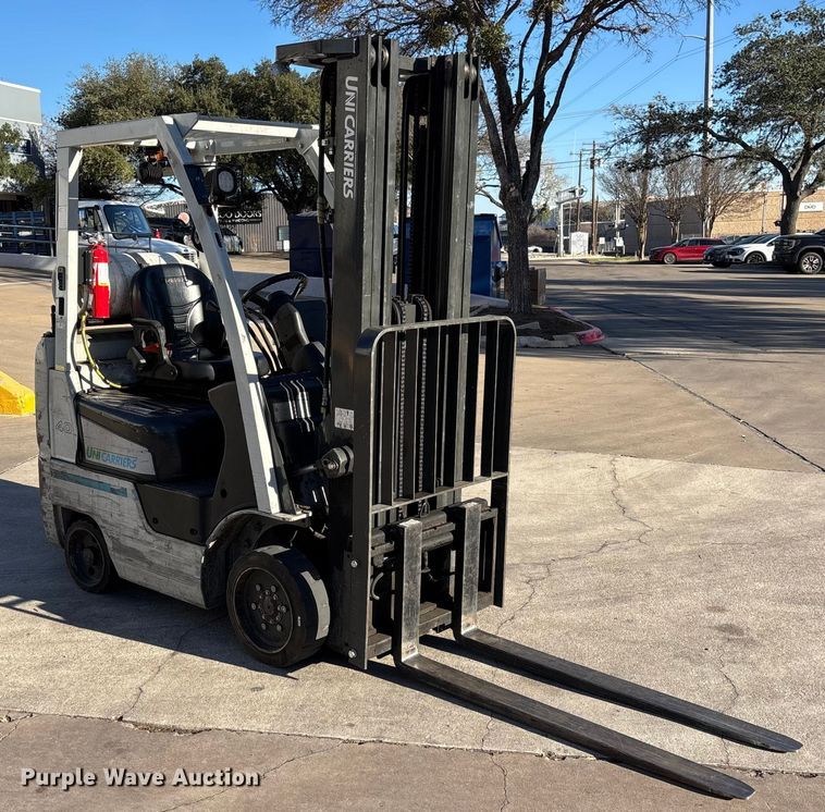 image for item DX5939 2017 UniCarriers CFS40 forklift