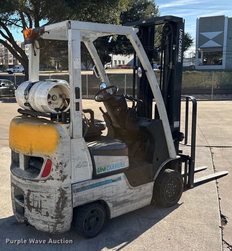 image for item DX5939 2017 UniCarriers CFS40 forklift