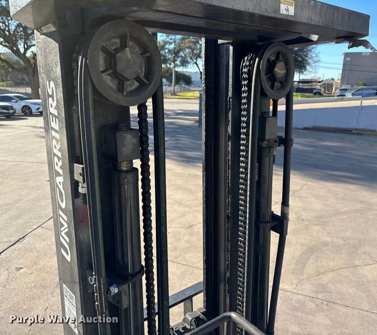 image for item DX5939 2017 UniCarriers CFS40 forklift