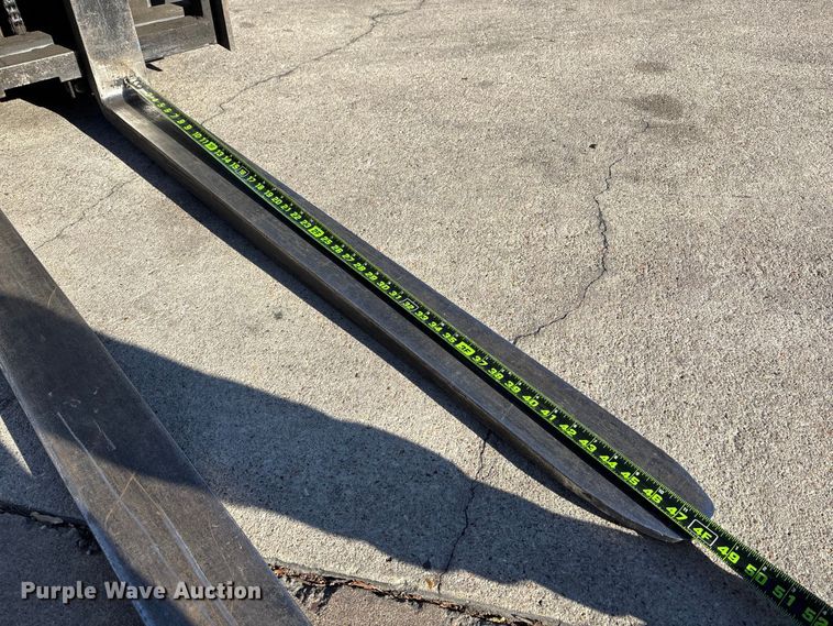 image for item DX5939 2017 UniCarriers CFS40 forklift