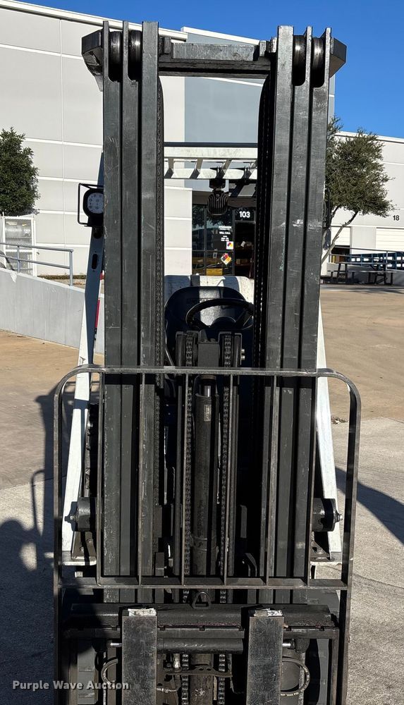 image for item DX5939 2017 UniCarriers CFS40 forklift