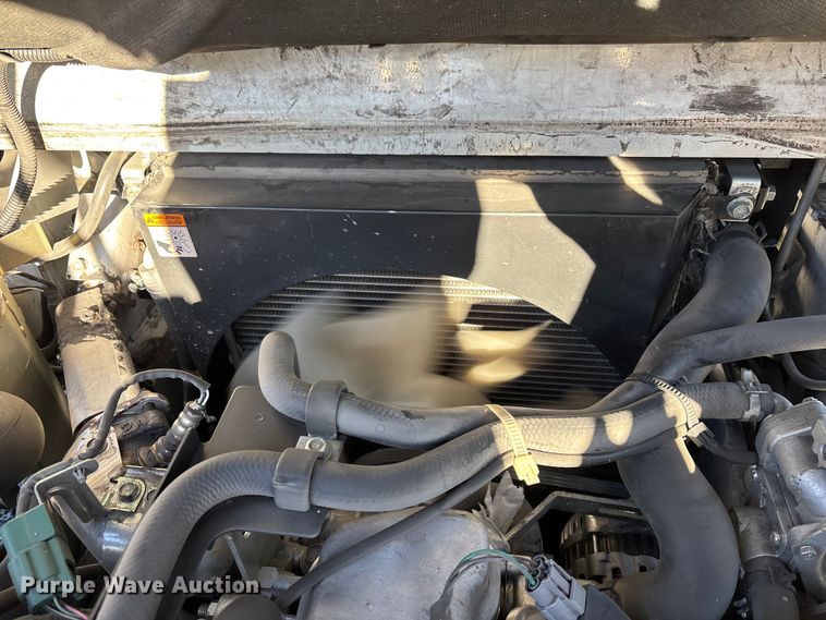 image for item DX5939 2017 UniCarriers CFS40 forklift