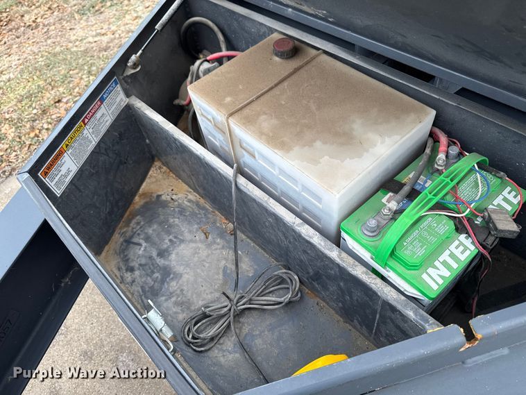 image for item EA2231 2024 Lamar DT831627 dump trailer