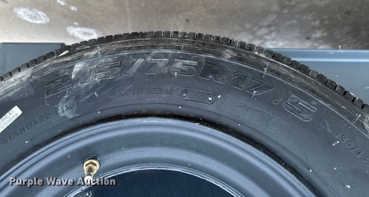 image for item EA2231 2024 Lamar DT831627 dump trailer