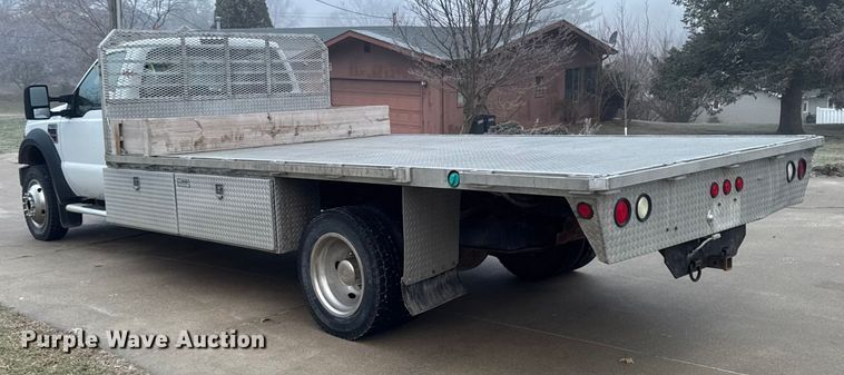 image for item EA2232 2008 Ford F550 flatbed truck