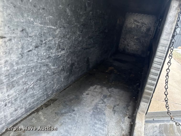 image for item EA2232 2008 Ford F550 flatbed truck