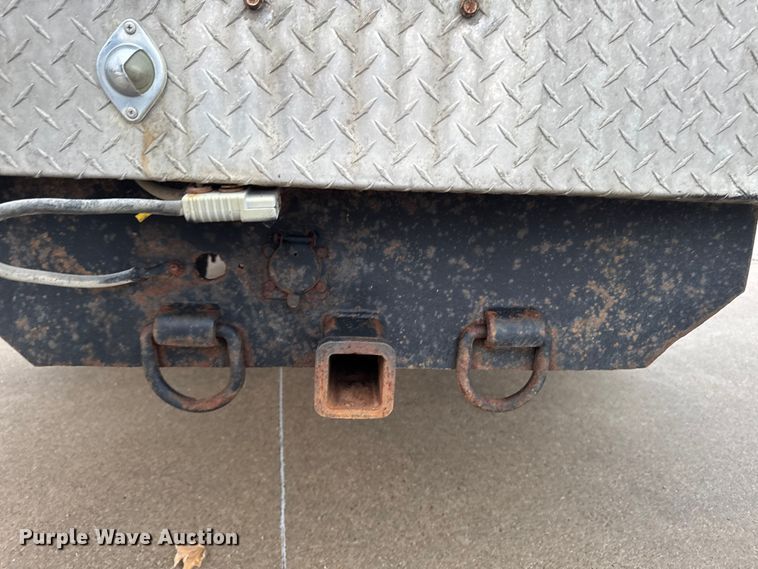 image for item EA2232 2008 Ford F550 flatbed truck