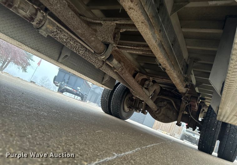 image for item EA2232 2008 Ford F550 flatbed truck