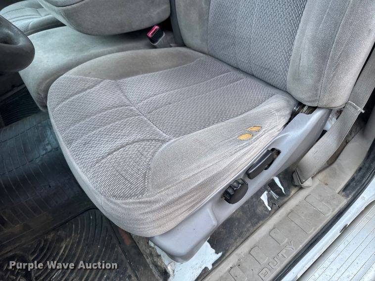 image for item EA2232 2008 Ford F550 flatbed truck