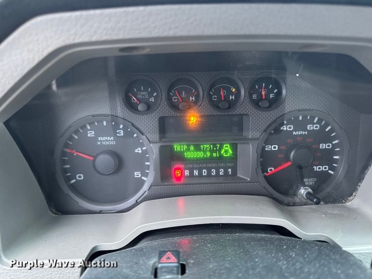 image for item EA2232 2008 Ford F550 flatbed truck