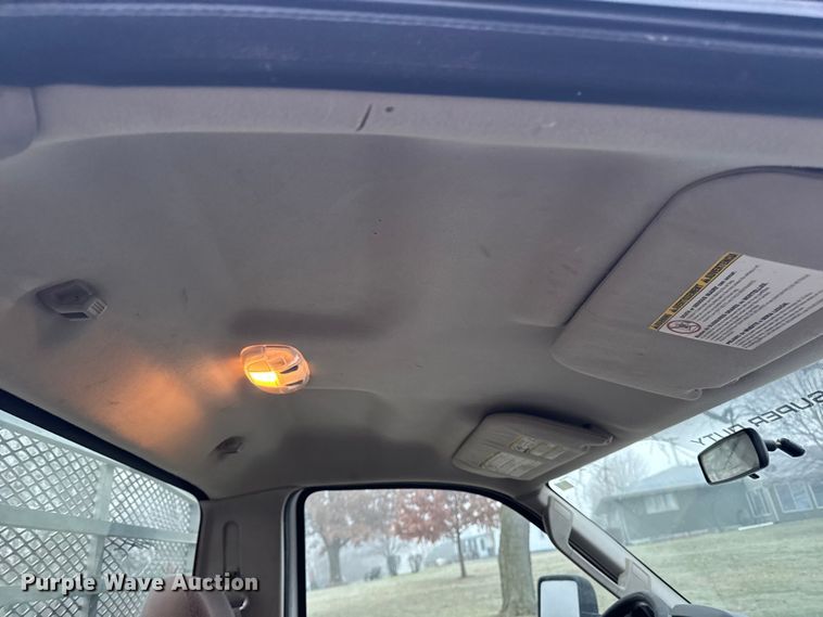 image for item EA2232 2008 Ford F550 flatbed truck