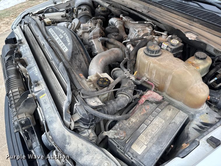 image for item EA2232 2008 Ford F550 flatbed truck