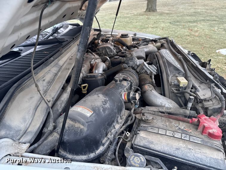 image for item EA2232 2008 Ford F550 flatbed truck