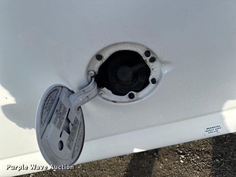 image for item EA2235 2013 Chevrolet Express van