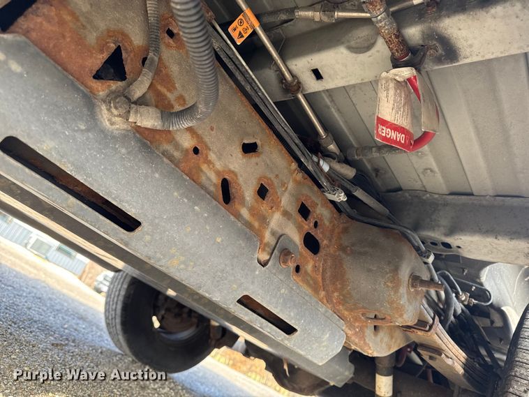 image for item EA2235 2013 Chevrolet Express van