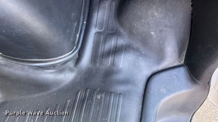 image for item EA2235 2013 Chevrolet Express van