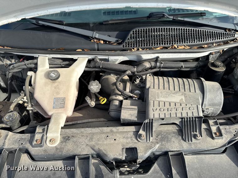 image for item EA2235 2013 Chevrolet Express van