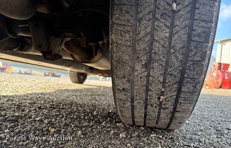 image for item EA2235 2013 Chevrolet Express van