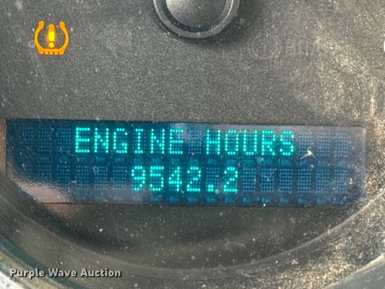 image for item EA2236 2013 GMC Sierra 2500 Ext. Cab pickup truck