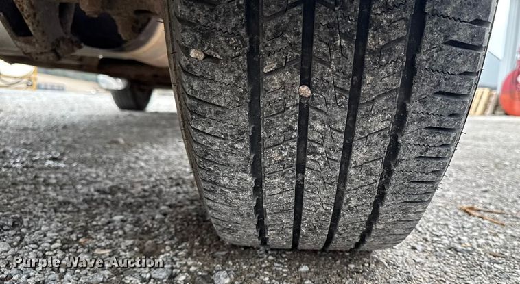 image for item EA2236 2013 GMC Sierra 2500 Ext. Cab pickup truck