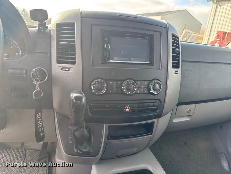 image for item EA2237 2007 Dodge Sprinter 2500 van