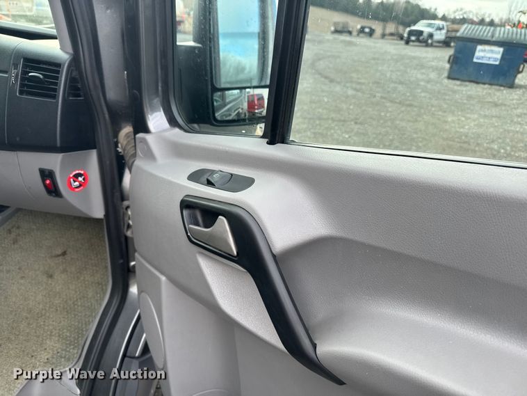 image for item EA2237 2007 Dodge Sprinter 2500 van