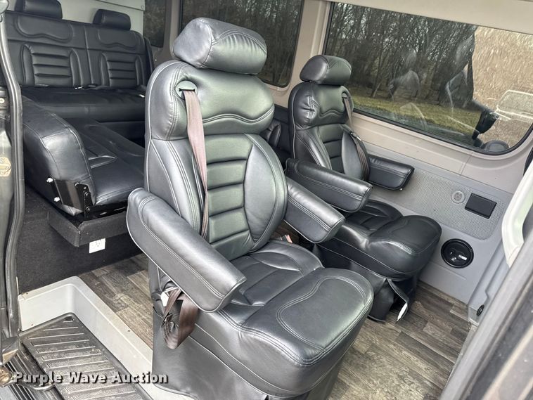 image for item EA2237 2007 Dodge Sprinter 2500 van