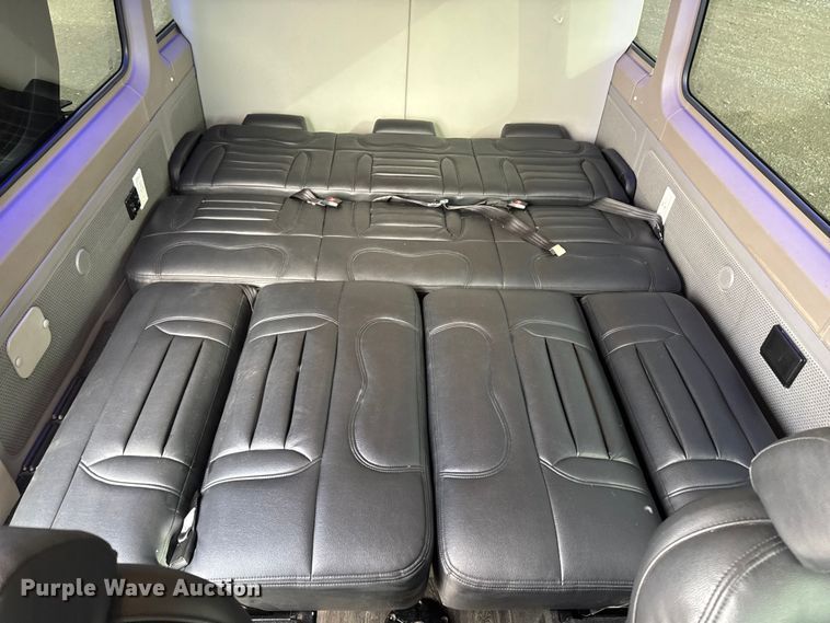 image for item EA2237 2007 Dodge Sprinter 2500 van