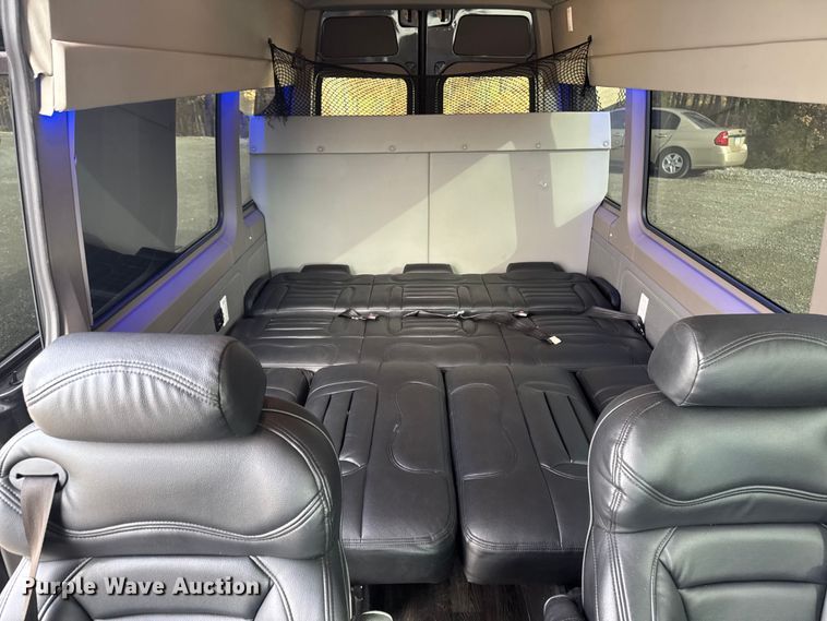 image for item EA2237 2007 Dodge Sprinter 2500 van